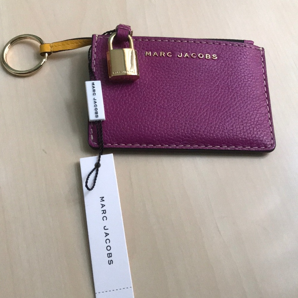 Marc Jacobs The Grind Top Zip Multi Wallet